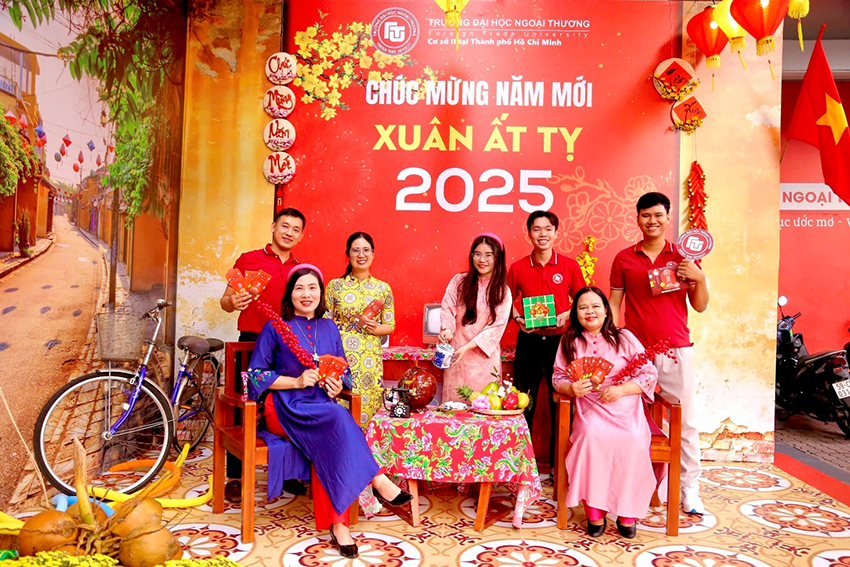 trao-giai-cuoc-thi-chao-mung-tet-nguyen-dan-at-ty-nam-2025-4